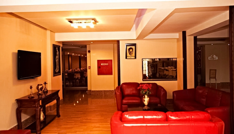 هتل دوکان دلوکس کوش آداسی